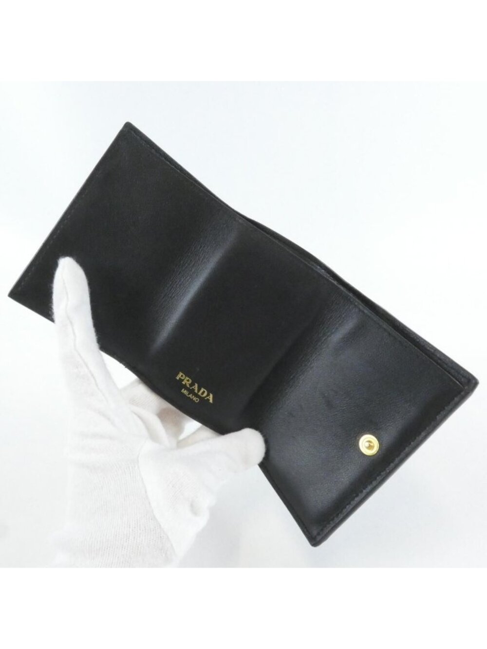 Prada Wallet Gold - Picture 6 of 10